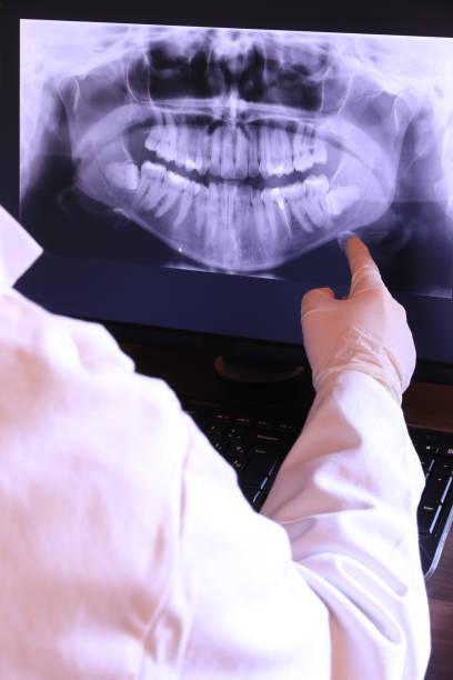 Best Emergency Treatment for Toothache in , MI