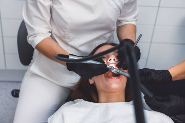 Best Emergency Tooth Extraction in , MI